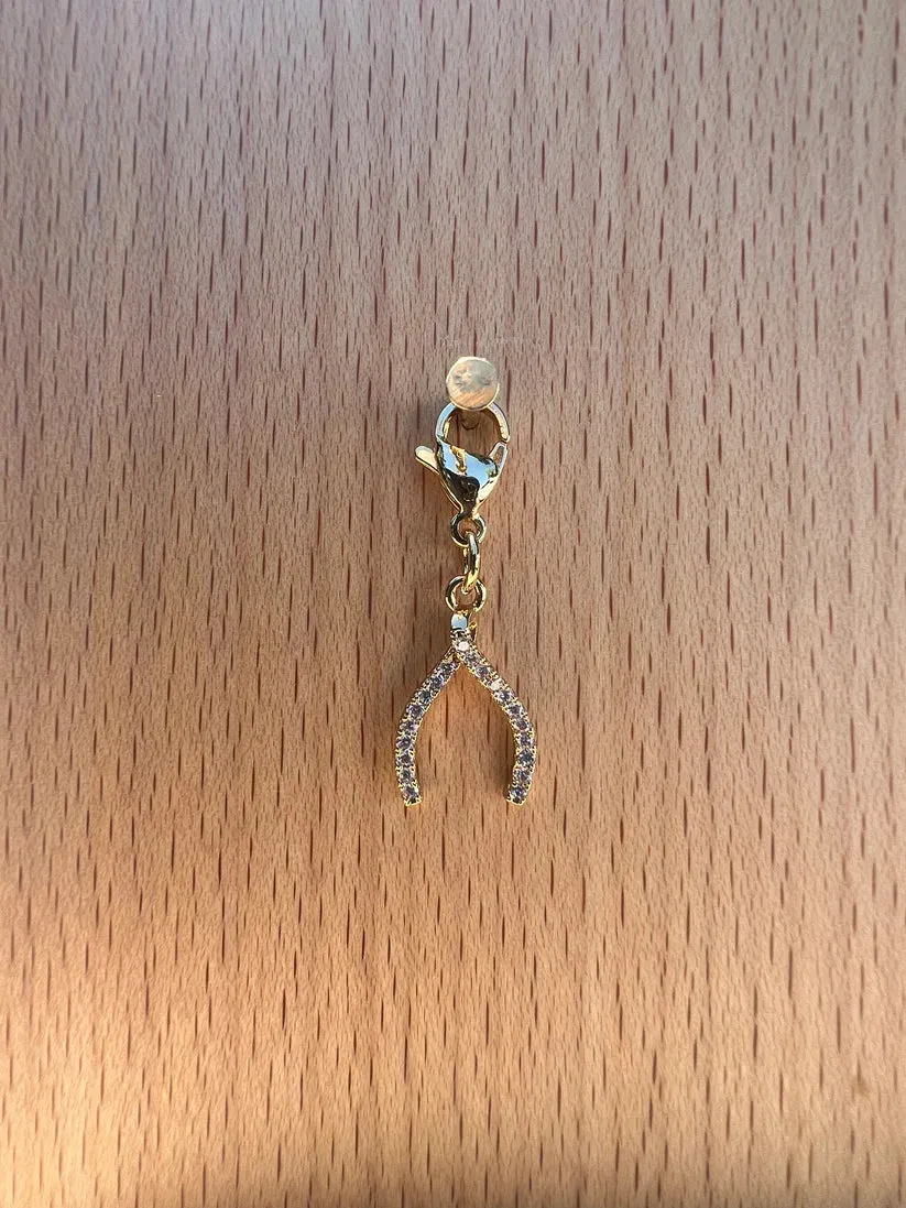 Dubois Cheval - Sparkly Wishbone Braid Charm