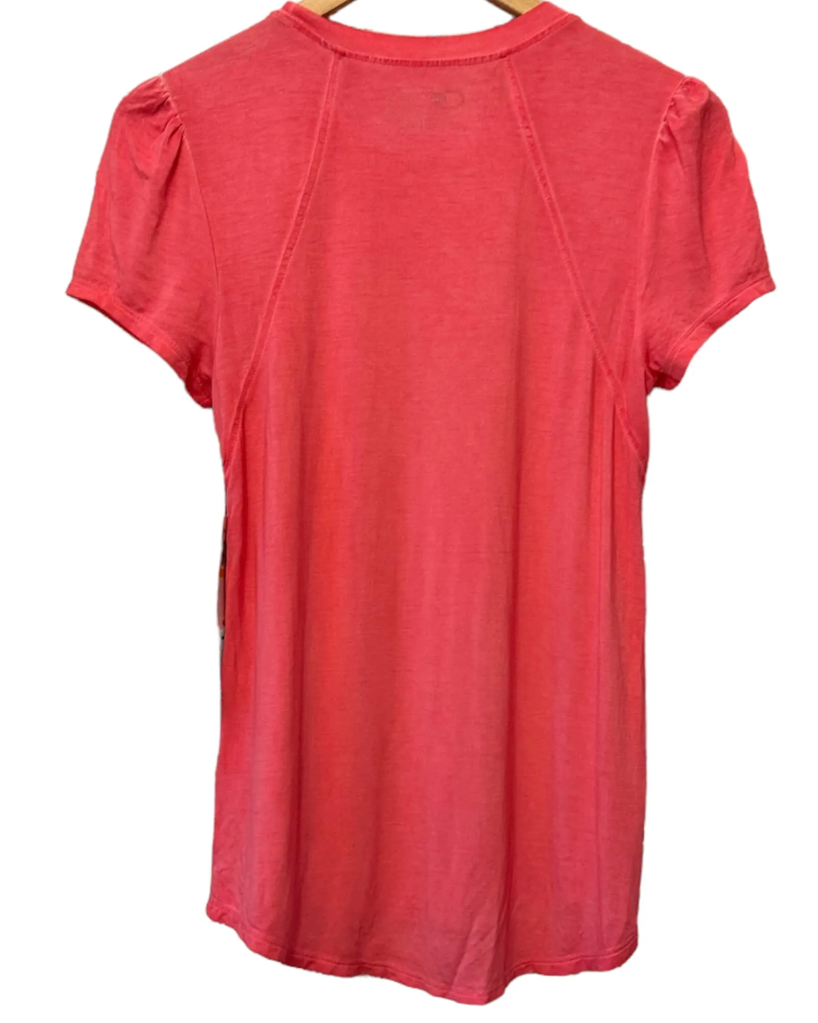Light Spring Geranium Athletic Top