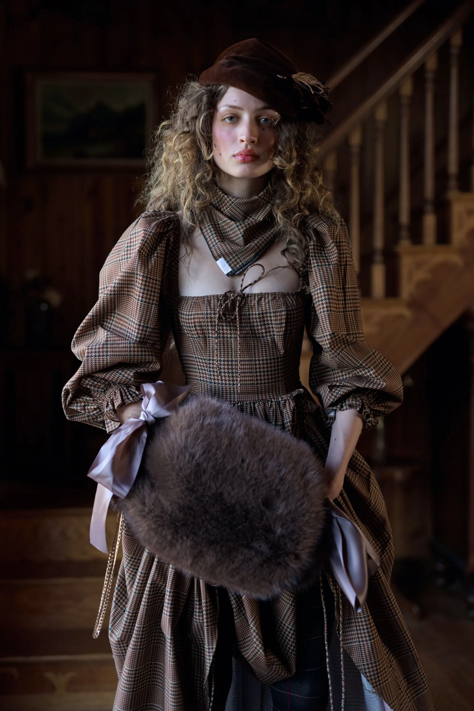 The Narnia Muff Purse