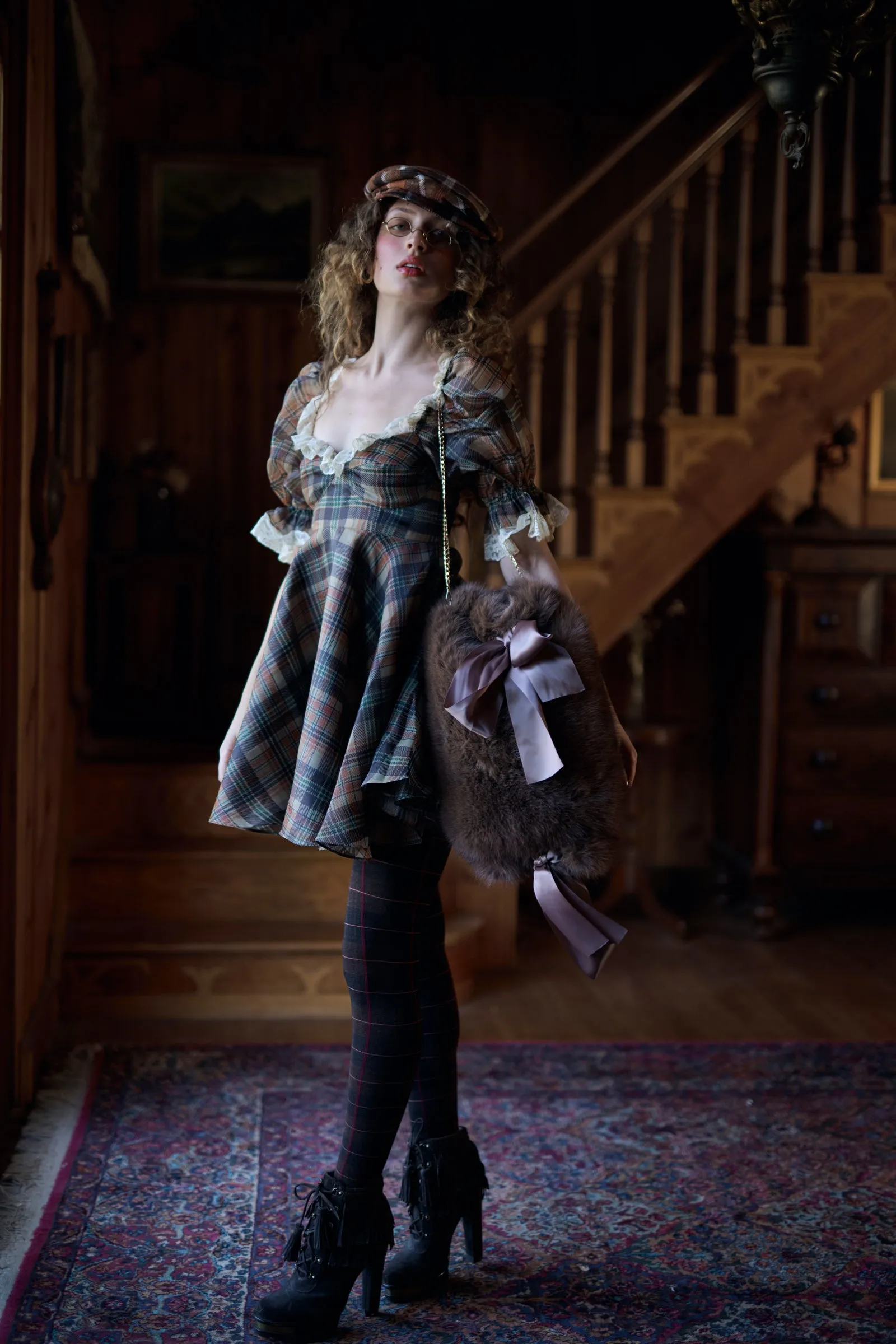 The Narnia Muff Purse