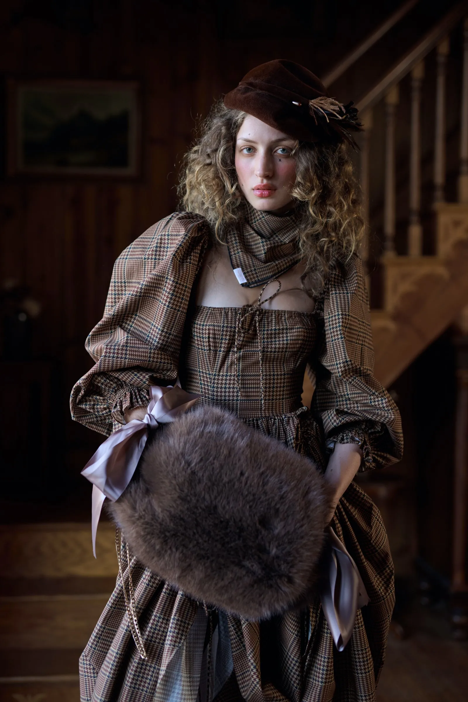 The Narnia Muff Purse