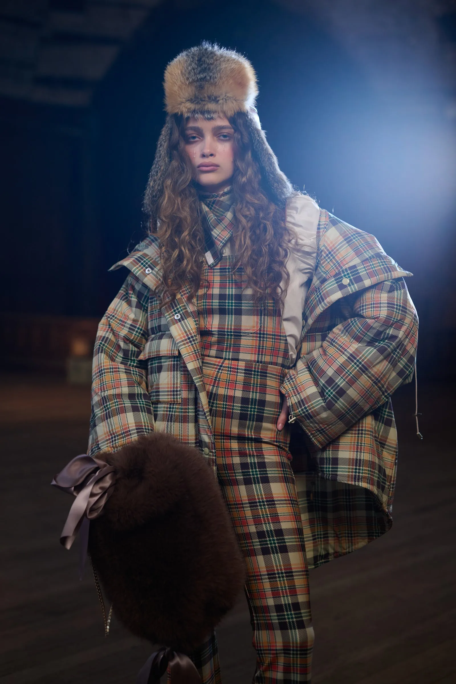 The Narnia Muff Purse