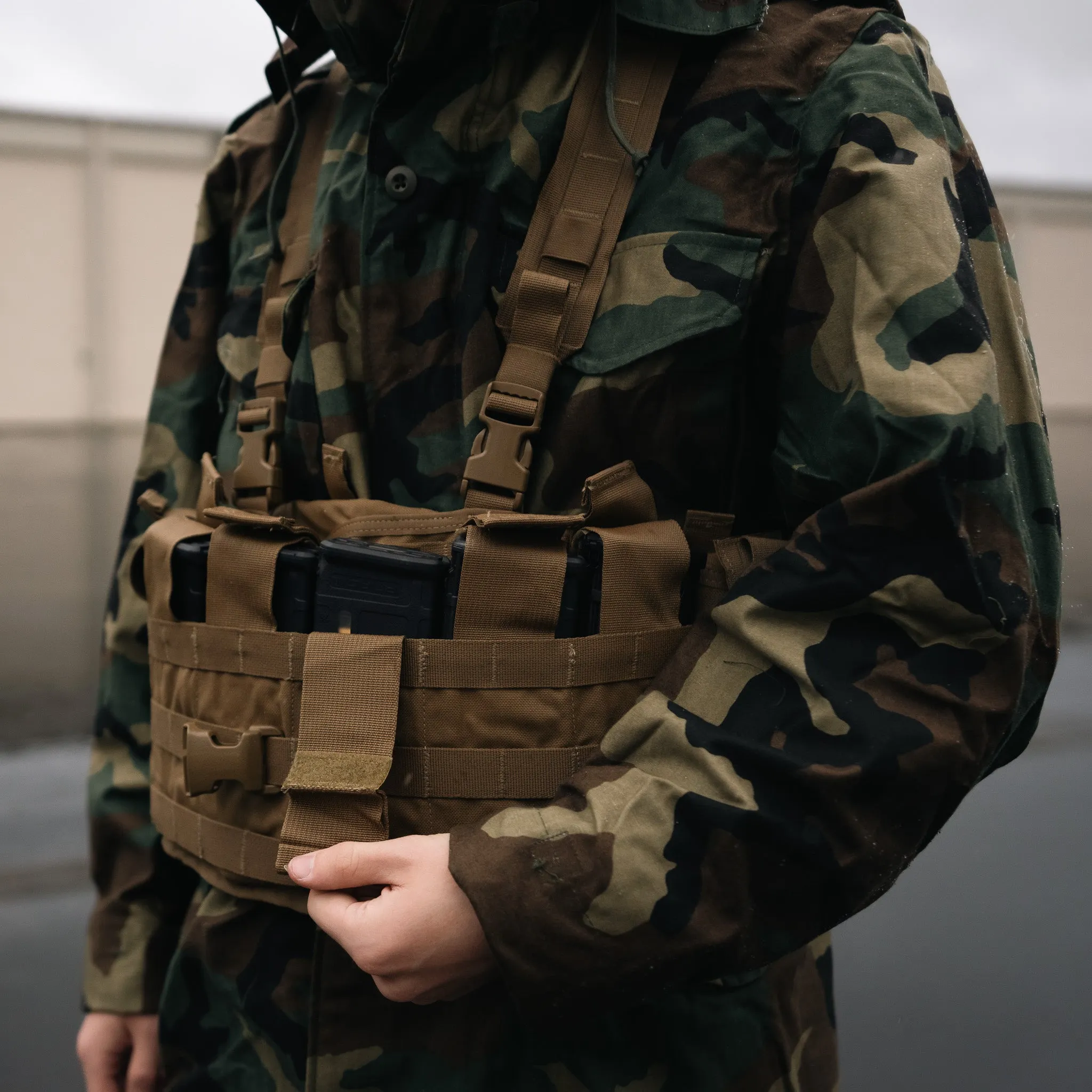 Unissued US Marine Corps TAP Chest Rig Kit